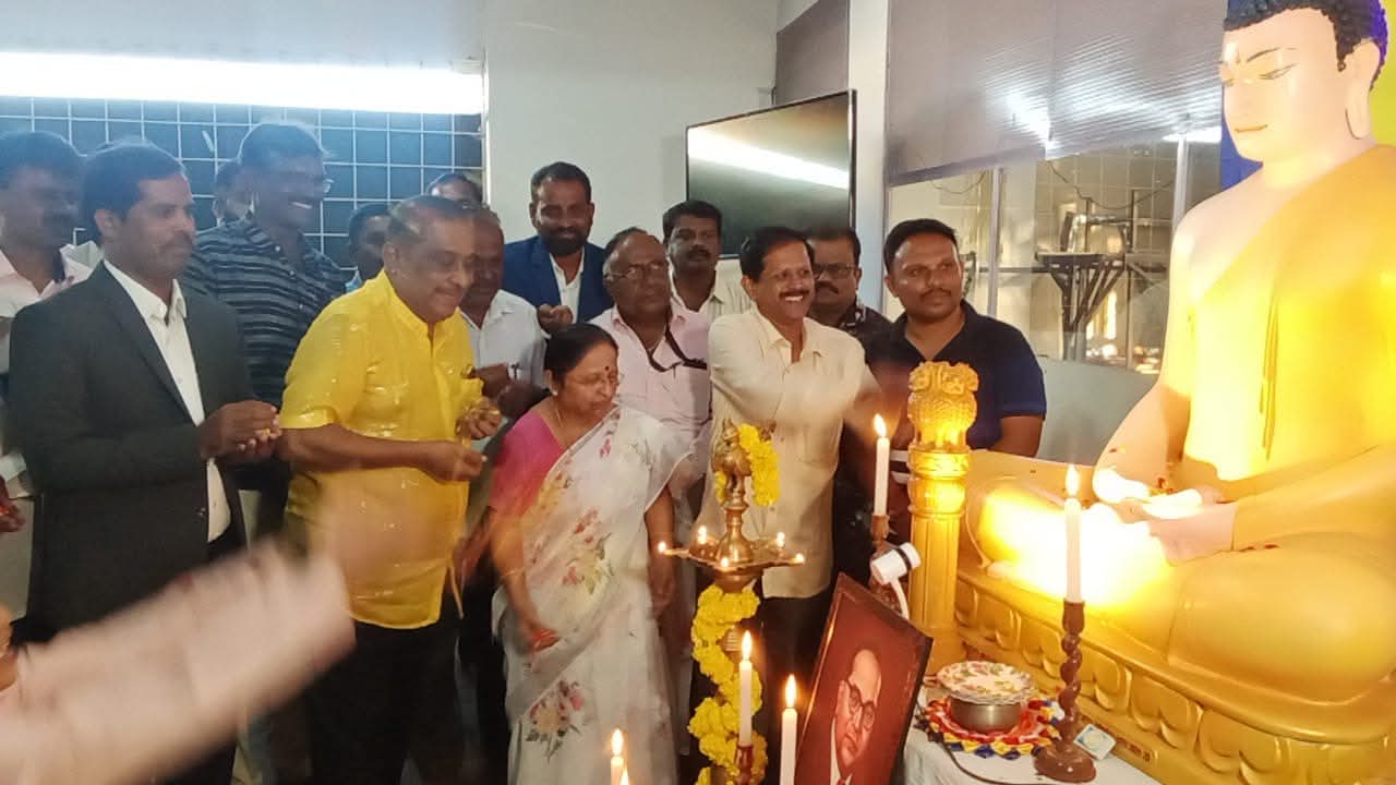 Dr. Ramalingeshwara speaking